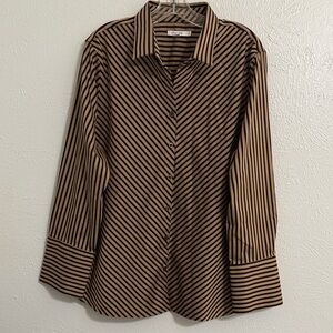 Chico's Size 3 (XL) Diagonal Striped Brown and Black Button Down Blouse